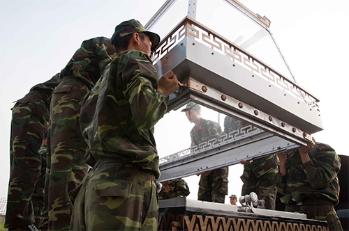 V&otilde; Nguy&ecirc;n Gi&aacute;p