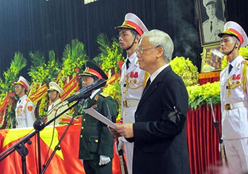 Võ Nguyên Giáp Võ Nguyên Giáp