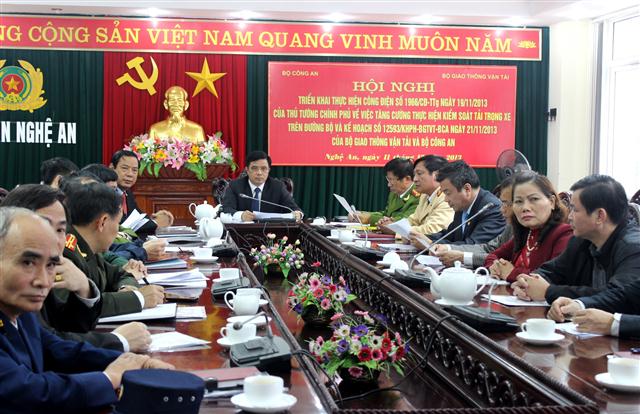 Toàn cảnh Hội nghị trực tuyến tại điểm cầu Nghệ An