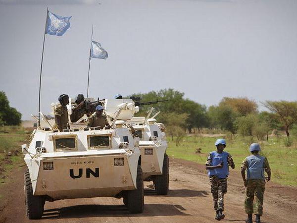 Hội đồng Bảo an Liên Hợp Quốc thông qua kế hoạch gia tăng gần gấp đôi quân số lực lượng gìn giữ hòa bình tại Nam Sudan, lên đến 12.500 binh sĩ và 1.323 cảnh sát.