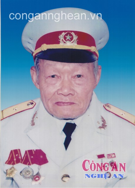 Anh hùng lực lượng vũ trang nhân dân Đặng Văn Đài