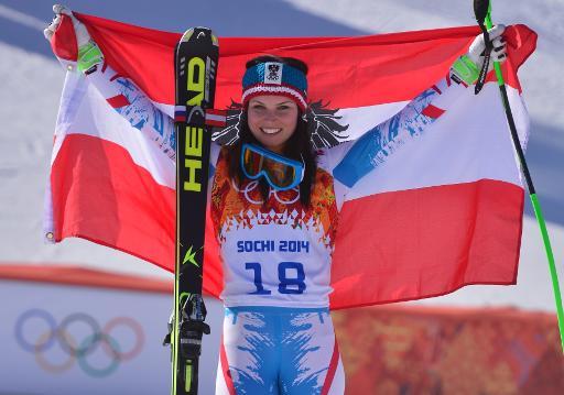 VĐV của Áo - Anna Fenninger giành huy chương vàng trong nội dung trượt tuyết siêu tốc tại Thế vận hội Sochi