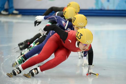 Pha bứt tốc của các vận động viên đua tốc độ tại thế vận hội mùa đông Sochi 2014