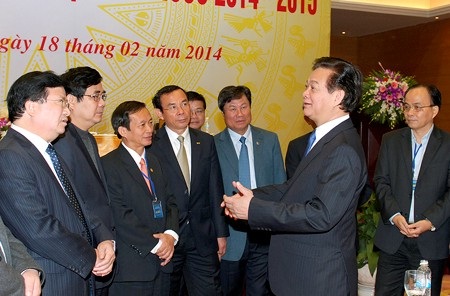 Thủ tướng Nguyễn Tấn Dũng cùng các đại biểu tham dự Hội nghị - Ảnh: VGP/Nhật Bắc
