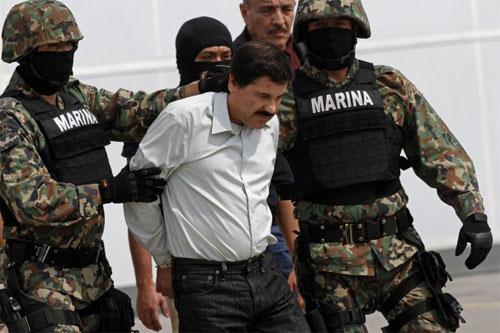 Thủy quân lục chiến Mexico vừa bắt được tên trùm ma túy đang bị truy nã toàn cầu và từng có tên trong danh sách những người quyền lực nhất thế giới, sau 13 năm truy lùng.