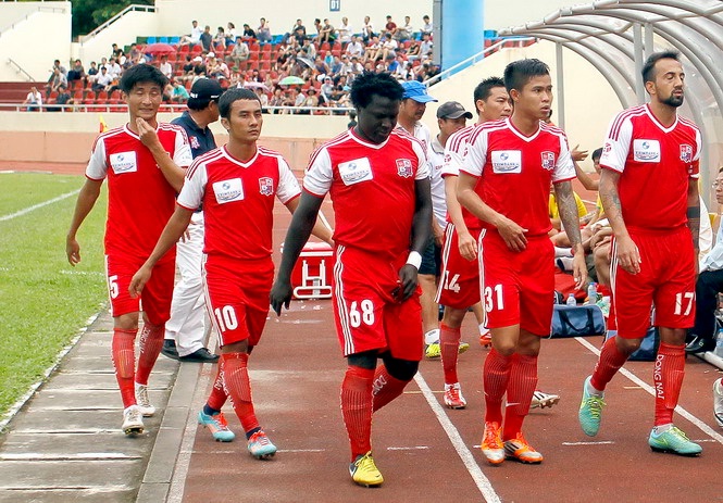 Các cầu thủ Đồng Nai sau trận thua Than Quảng Ninh