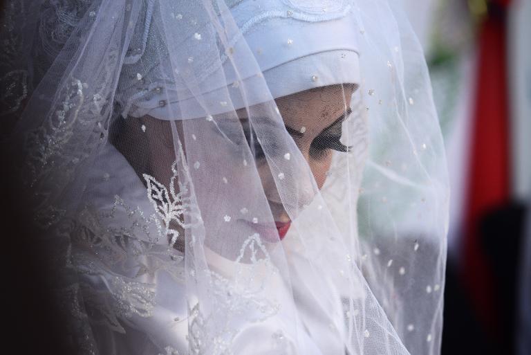 Heba Fayad, một phụ nữ Palestine 23 tuổi, trong lễ cưới của mình tại trại tị nạn LHQ Shati ở Thành phố Gaza