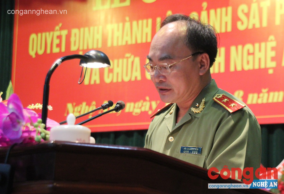 Trung tướng Bùi Quang Bền, Ủy viên Trung ương Đảng, Thứ trưởng Bộ Công an phát biểu tại buổi lễ