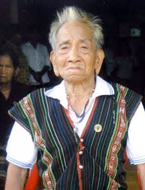 Cụ Y'N Dông, 116 tuổi - Cụ ông cao tuổi nhất Việt Nam năm 2014.