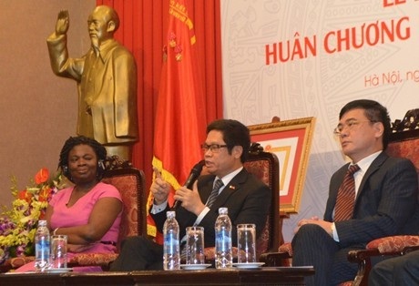 Chủ tịch VCCI Vũ Tiến Lộc phát biểu tại Diễn đàn Doanh nhân Việt Nam năm 2014, ngày 19/9/2014.