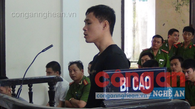 Bị cáo Nguyễn Văn Linh tại tòa