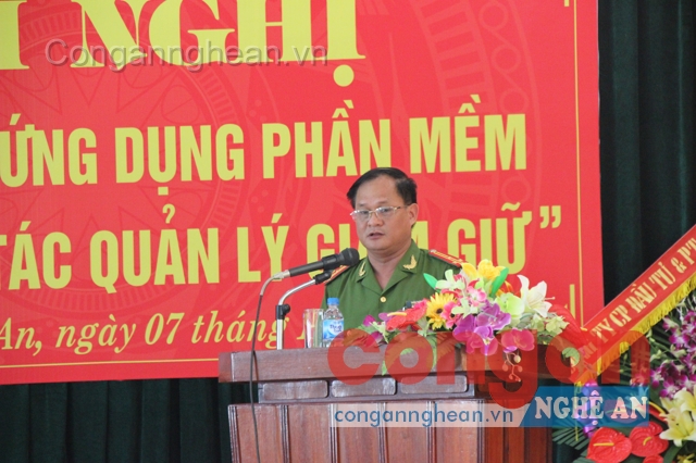Thượng tá Trần Thăng Long, Giám thị Trại tạm giam phát biểu khai mạc