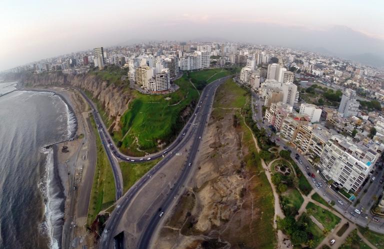 Góc nhìn từ trên cao của thành phố Lima, Peru. Nơi đang diễn ra hội nghị biến đổi khí hậu lần thứ 20 của LHQ