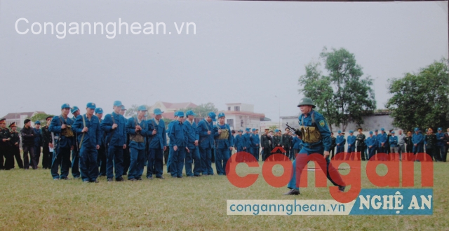 Lực lượng Dân quân tự vệ huyện Yên Thành huấn luyện sẵn sàng chiến đấu