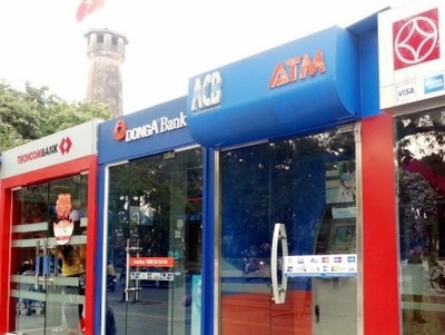 Đơn vị nào để máy ATM hết tiền và không đáp ứng được nhu cầu rút tiền của khách hàng sẽ bị phạt lên đến 15 triệu đồng