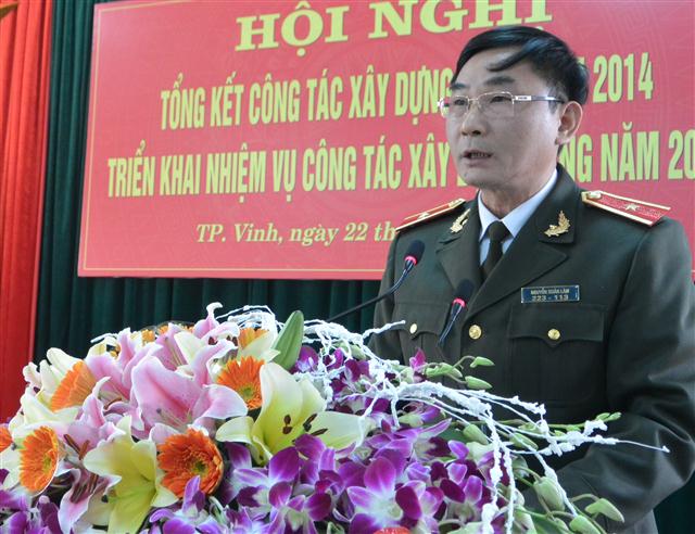 Thiếu tướng Nguyễn Xuân Lâm, Uỷ viên Ban TVTU, Bí thư Đảng ủy, Giám đốc Công an tỉnh phát biểu tại Hội nghị