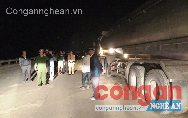 Sau 5 giờ bỏ trốn, các đối tượng đã bị bắt tại thị trấn Phố Châu, huyện Hương Sơn
