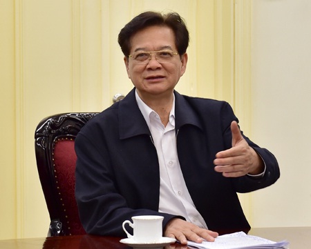 Thủ tướng Nguyễn Tấn Dũng yêu cầu tăng cường tuyên truyền cho nhân dân và toàn xã hội hiểu về mục đích, ý nghĩa, lợi ích của kỳ thi THPT quốc gia, những khó khăn có thể gặp phải và hướng xử lý.