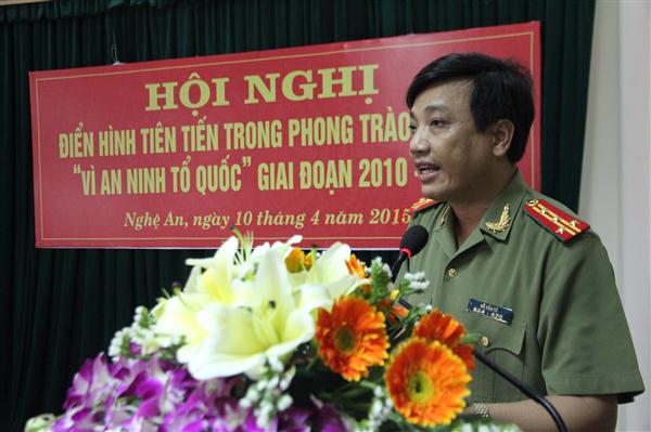 Đại tá Hồ Văn Tứ, Phó Giám đốc Công an tỉnh chỉ đạo tại Hội nghị