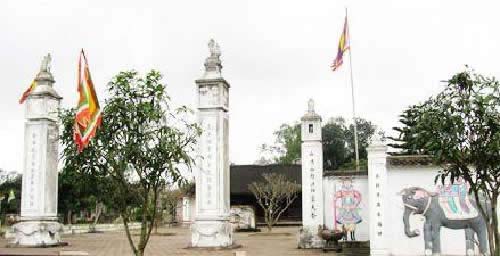 Đền Cửa ở xã Nghi Khánh, huyện Nghi Lộc