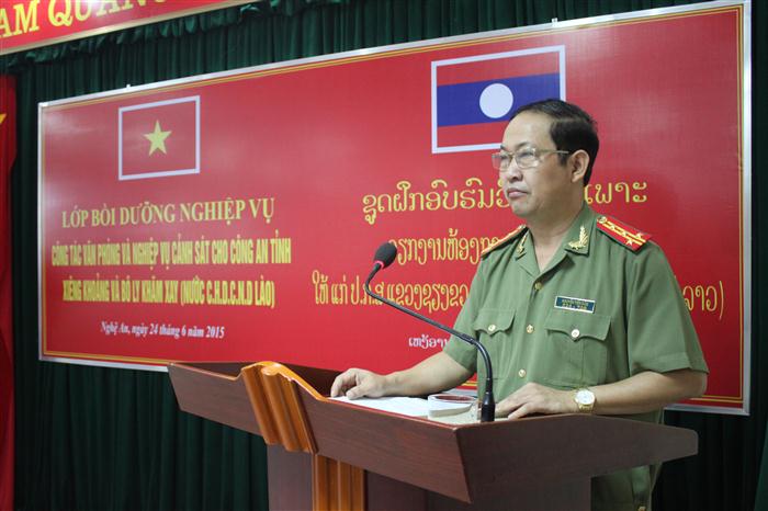 Đại tá Nguyễn Tiến Dần, Phó Giám đốc Công an tỉnh phát biểu chỉ đạo tại buổi khai mạc lớp tập huấn