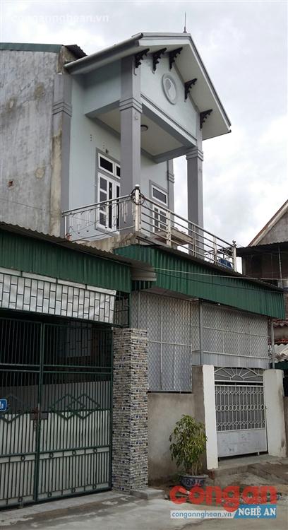 Ngôi nhà của vợ chồng Phạm Văn Tuấn                                        đóng kín cửa nhiều tháng nay