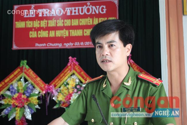 Trung tá Nguyễn Đức Hải - Phó giám đốc Công an tỉnh phát biểu tại buổi lễ trao thưởng
