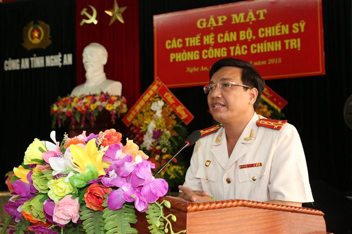 Đại tá Hồ Văn Tứ - Phó giám đốc Công an tỉnh phát biểu tại buổi lễ