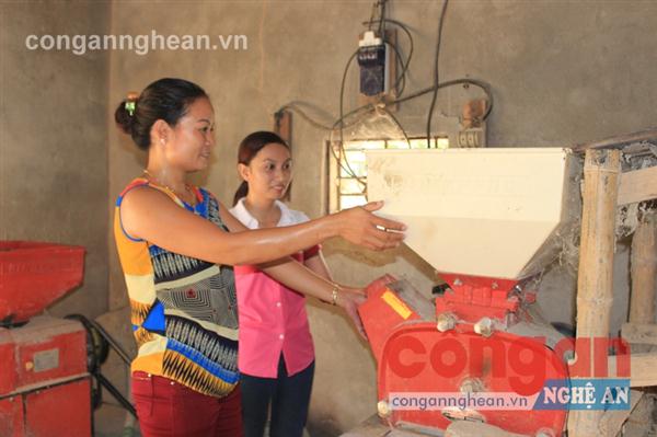 Gia đình chị Trần Thị Vân phát huy hiệu quả nguồn vốn                cho vay giải quyết việc làm từ Ngân hàng Chính sách xã hội
