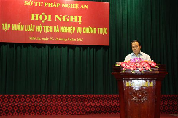 Tiến sỹ Nguyễn Công Khanh – Cục trưởng Cục Hộ tịch – Quốc tịch và chứng thực phát biểu tại hội nghị.