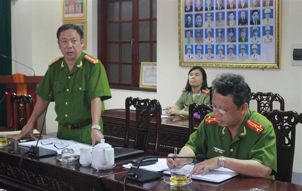 Đồng chí Đại tá Nguyễn Ngọc Giao, trưởng phòng Cục cảnh sát điều tra tội phạm về ma túy, Bộ Công an phát biểu tại buổi làm việc