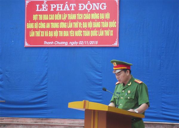 Đồng chí Đại tá Lương Thế Lộc, Trưởng công an huyện Thanh Chương phát động đợt thi đua