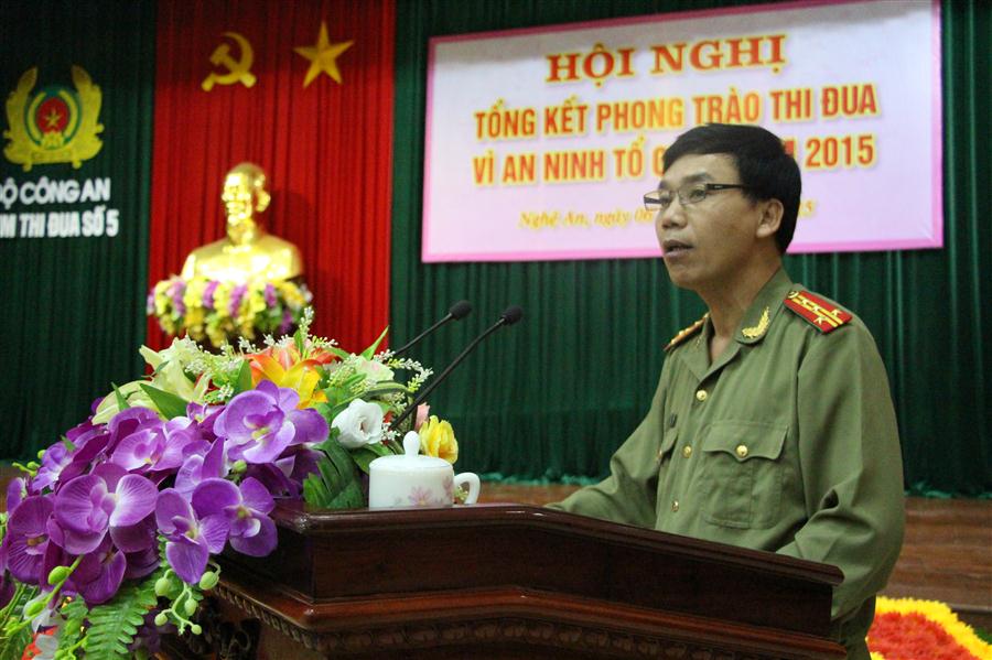 Đại tá Nguyễn Văn Toàn, Phó Tổng cục trưởng Cục Công tác chính trị chỉ ra phương hướng, nhiệm vụ công tác thi đua trong thời gian tới