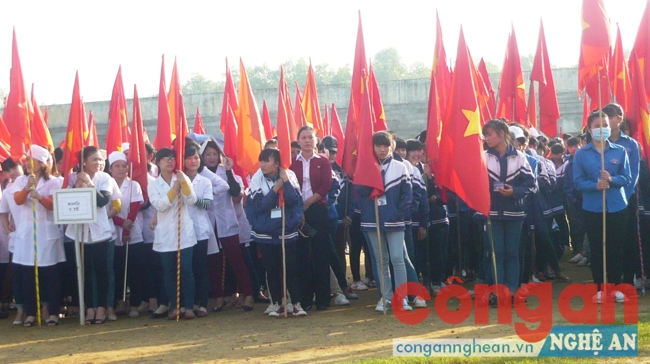 Đông đảo đoàn viên thanh niên trên địa bàn huyện Quỳ Hợp hưởng ứng Tháng hành động quốc gia phòng, chống HIV
