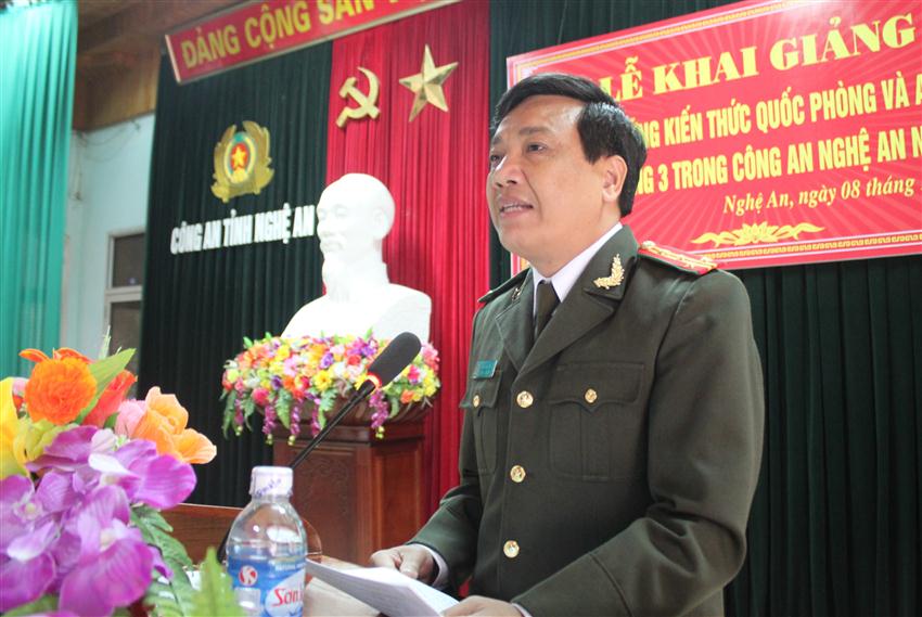 Đại tá Đại tá Hồ Văn Tứ, Phó Bí thư Đảng uỷ, Phó Giám đốc Công an tỉnh phát biểu chỉ đạo