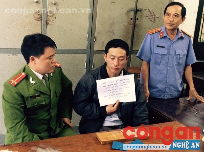 Công an huyện Kỳ Sơn bắt giữ đối tượng mua bán ma túy
