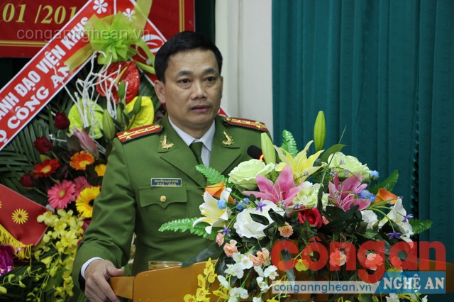 Đồng chí Đại tá Nguyễn Mạnh Hùng - Phó Giám đốc Công an tỉnh phát biểu chỉ đạo hôi nghị