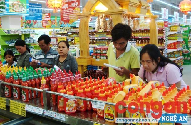 Người tiêu dùng có thể yên tâm về nguồn hàng và giá cả trong dịp Tết Nguyên đán bởi UBND tỉnh Nghệ An đã có nhiều kế hoạch bình ổn giá
