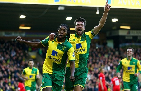 Norwich càng chơi càng hay, khi vươn lên dẫn trước 3 - 1