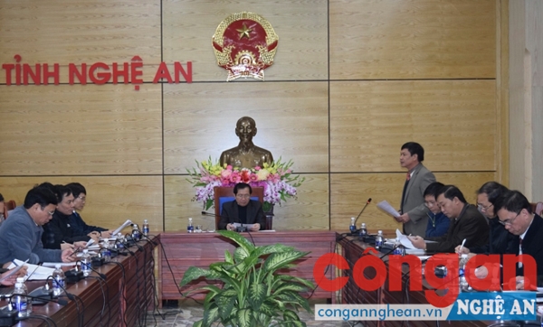 Đồng chí Đinh Viết Hồng, Phó Chủ tịch UBND tỉnh chủ trì Hội nghị