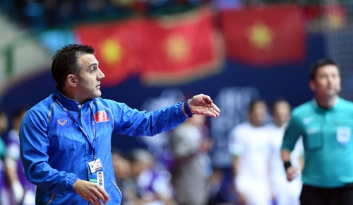 ĐTVN thua trận với tỷ số đậm, nhưng HLV Bruno Formoso đã có công lớn cho futsal Việt Nam với tấm vé World Cup. Trước mắt ông vẫn còn trận tranh hạng Ba với ĐT Thái Lan