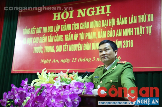 Đồng chí Đại tá Nguyễn Mạnh Hùng - Phó giám đốc Công an tỉnh phát biểu khai mạc hội nghị