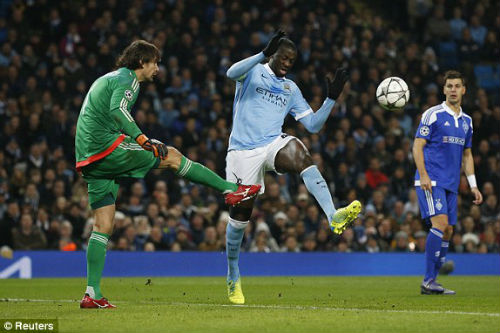 Man City lần đầu vào tứ kết Champions League