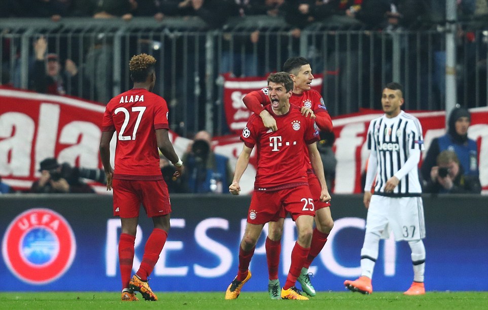 Bàn thắng của Muller ở phút 90+1 đã giúp Bayern trở về từ cõi chết