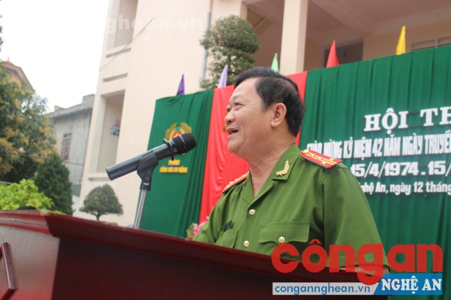 Đồng chí Đại tá Nguyễn Trọng Đối – Trưởng phòng Cảnh sát cơ động phát biểu tại lễ khai mạc Hội thao