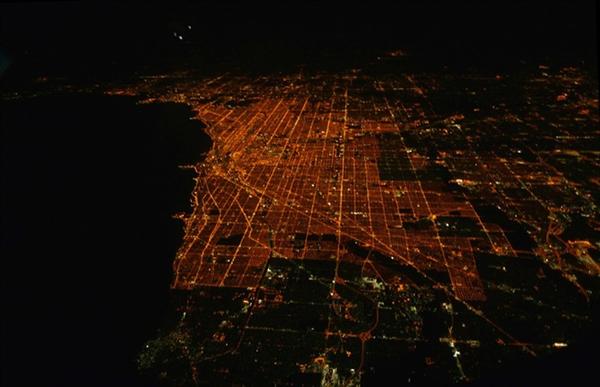 Chicago (Mỹ) là thành phố đông dân thứ 3 của Mỹ, đông dân nhất tiểu bang Illinois và Trung Tây Mỹ.
