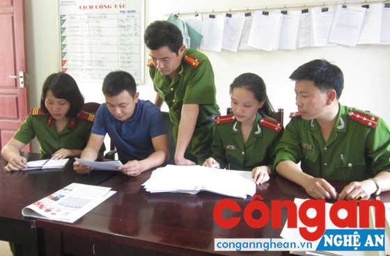 Đội Cảnh sát Hình sự Công an huyện Diễn Châu triển khai phương án đấu tranh với các đối tượng đánh bạc