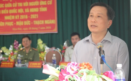 Ông Lê Quang Huy, Phó Bí thư Tỉnh ủy, ứng cử viên Đại biểu Quốc Hội trình bày chương trình hành động