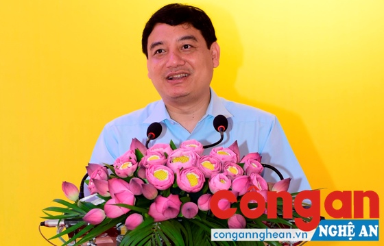 Ông Nguyễn Đắc Vinh, Bí thư Tỉnh ủy Nghệ An đánh giá cao năng lực sản xuất & năng lực đầu tư của Tập đoàn Hoa Sen