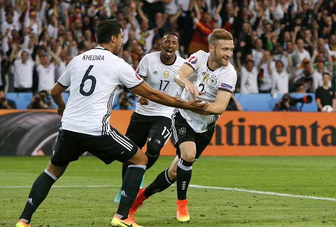 Đức ghi bàn thắng dẫn trước ở phút 19